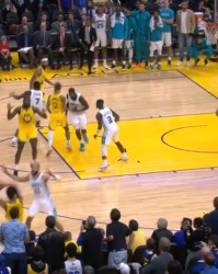  波鸿防守端集体迷失自我，连续失误葬送好局痛失三分良机