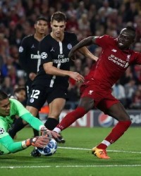  西汉姆联补时绝杀，保级关键战全取三分