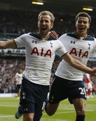  纽卡斯尔联客场逆转战胜托特纳姆热刺